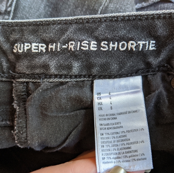 American Eagle Shorts - Picture 2 of 4